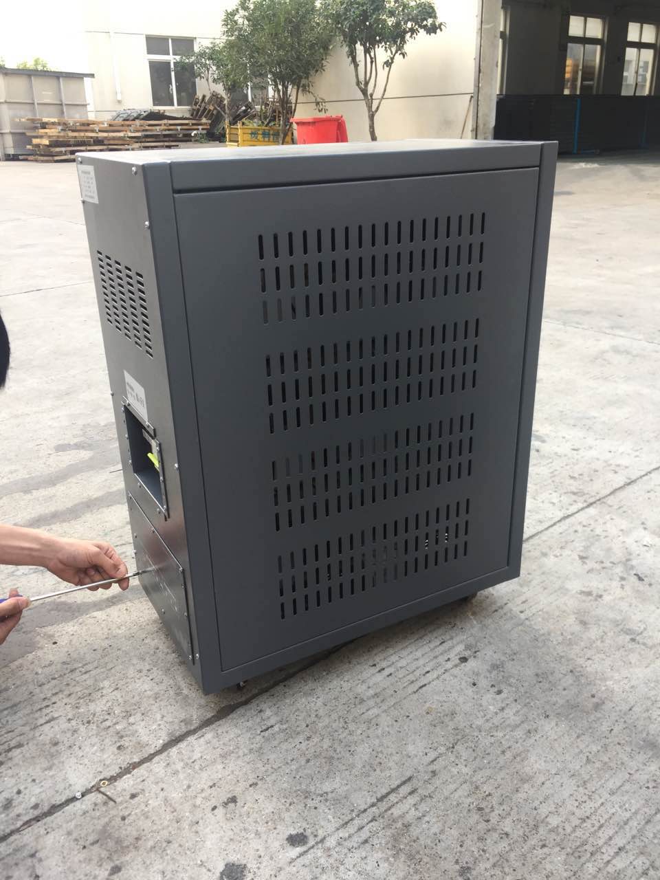 ups不間斷電源 ups不間斷電源