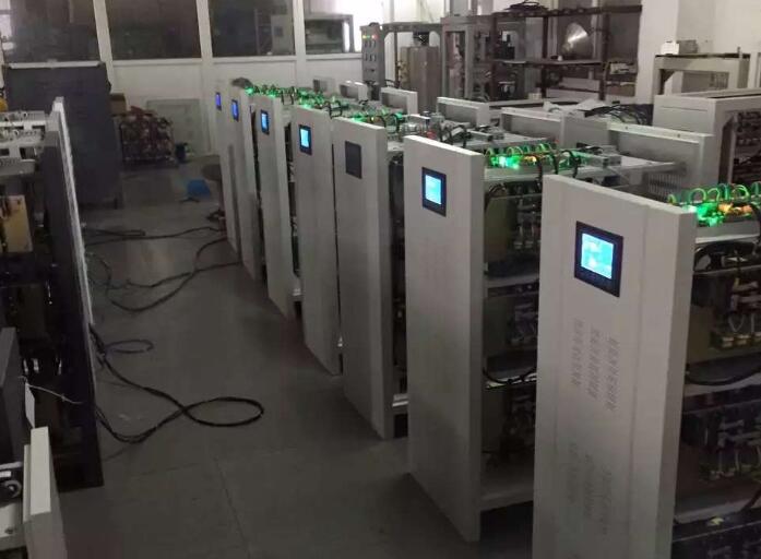 電壓增壓器 電壓增壓器