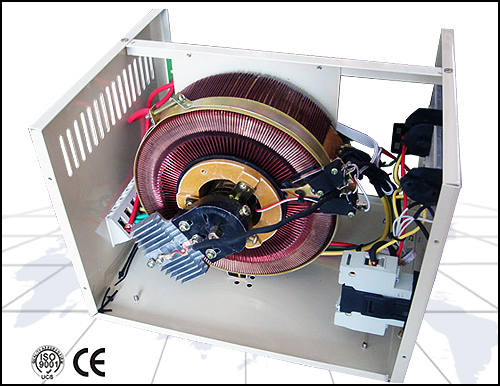 單相高精度全自動(dòng)交流穩(wěn)壓器 單相高精度全自動(dòng)交流穩(wěn)壓器