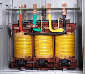 三相變壓器