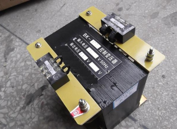 變壓器容量和功率 變壓器容量和功率