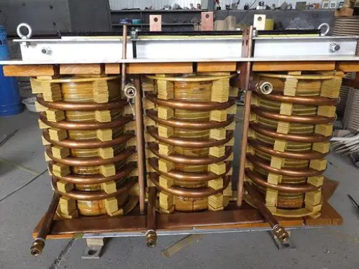 三相水冷大電流變壓器 三相水冷大電流變壓器