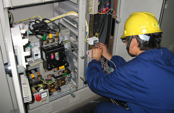 判斷穩(wěn)壓器好壞