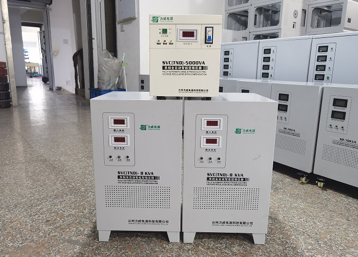 二相電穩壓器 二相電穩壓器