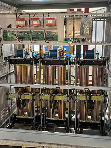 800K三相分調式穩壓器 800K三相分調式穩壓器